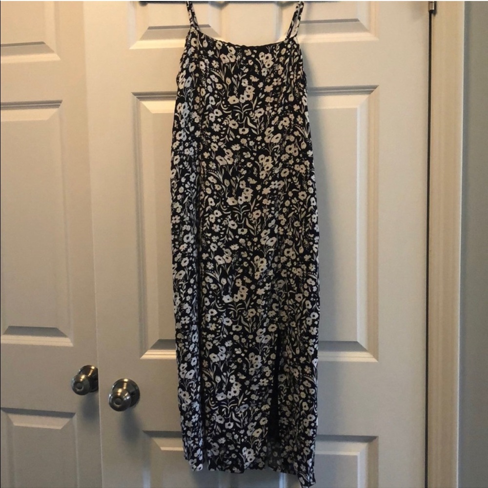 Beautiful dress in very good condition …